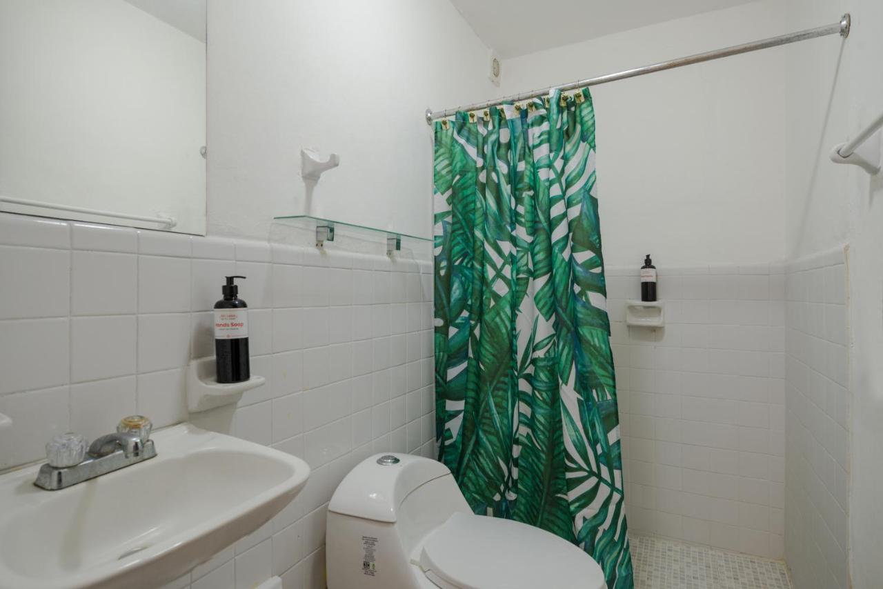 Отель Casa Tropical Канкун Экстерьер фото